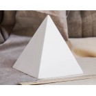 Гипсовая модель "Пирамида"